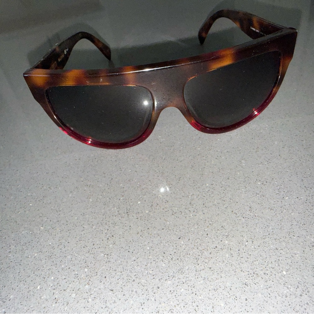 Authentic Celine Tortoiseshell Cat-Eye Sunglasses… - image 6